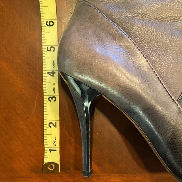 EU36 Modern Vintage Boots w/ Welted Soles & Unique Finish | Pre-Loved Condition - Picture 6 of 6